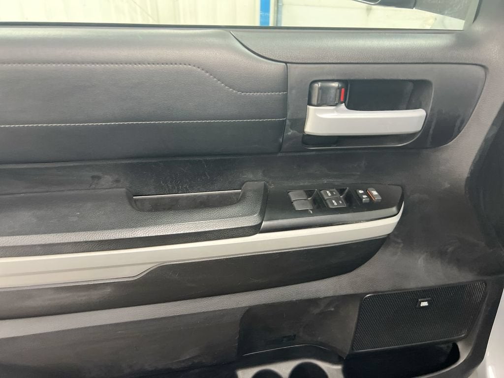 2018 Toyota Tundra 4WD SR5