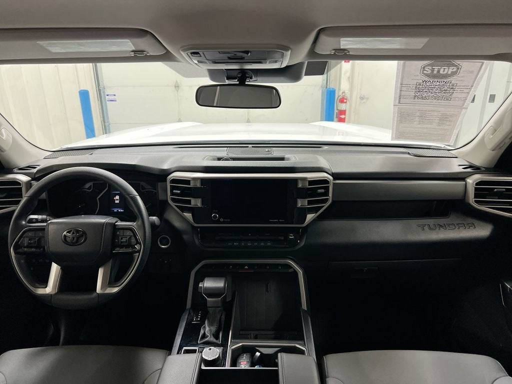 2024 Toyota Tundra 4WD SR5