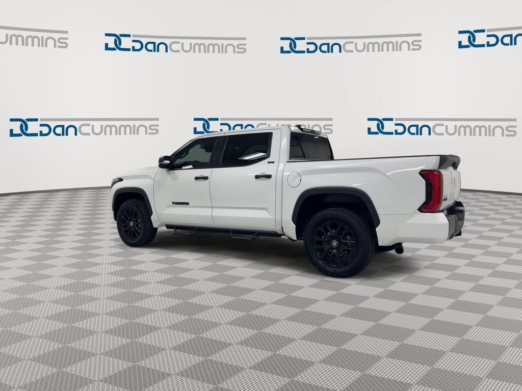 2024 Toyota Tundra 4WD SR5