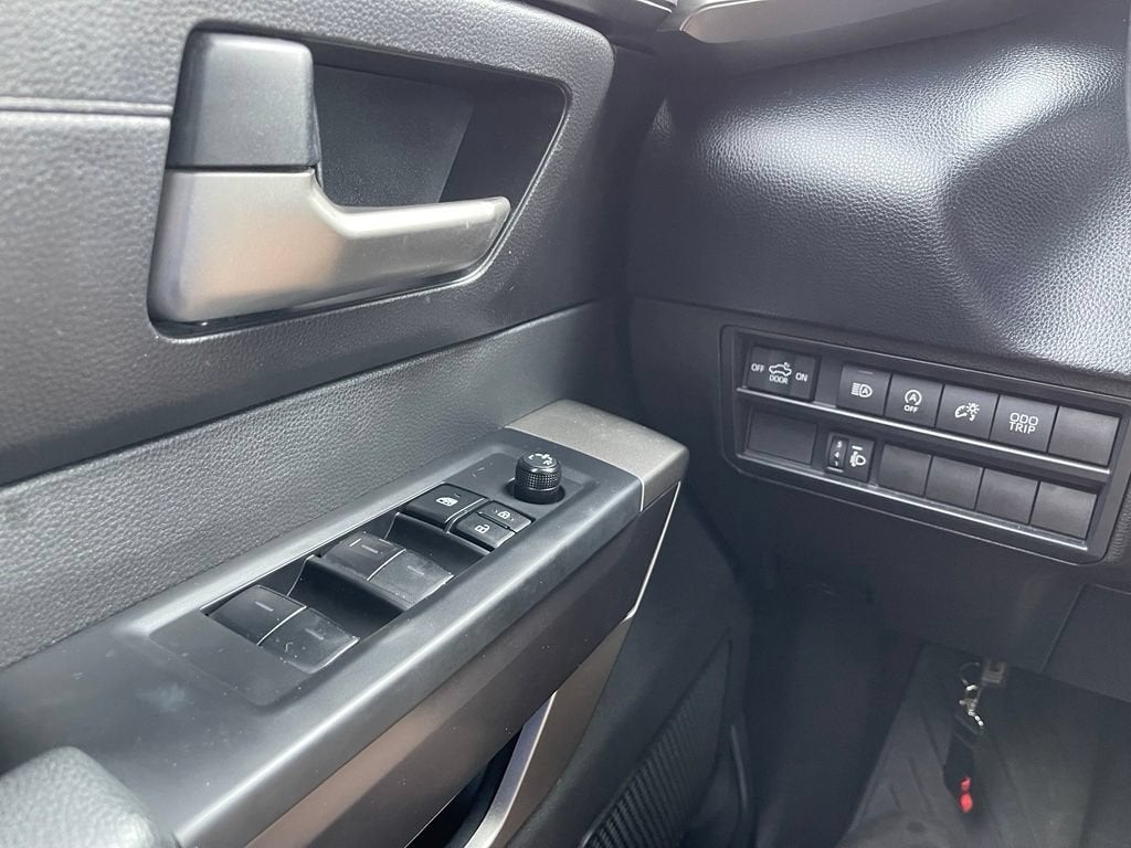 2025 Toyota Tundra 4WD SR