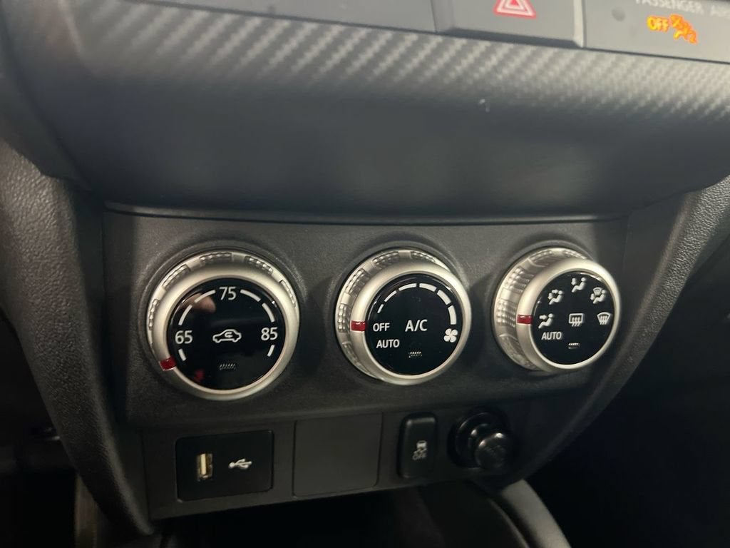 2024 Mitsubishi Outlander Sport S