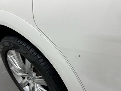 2011 INFINITI QX56 7-passenger