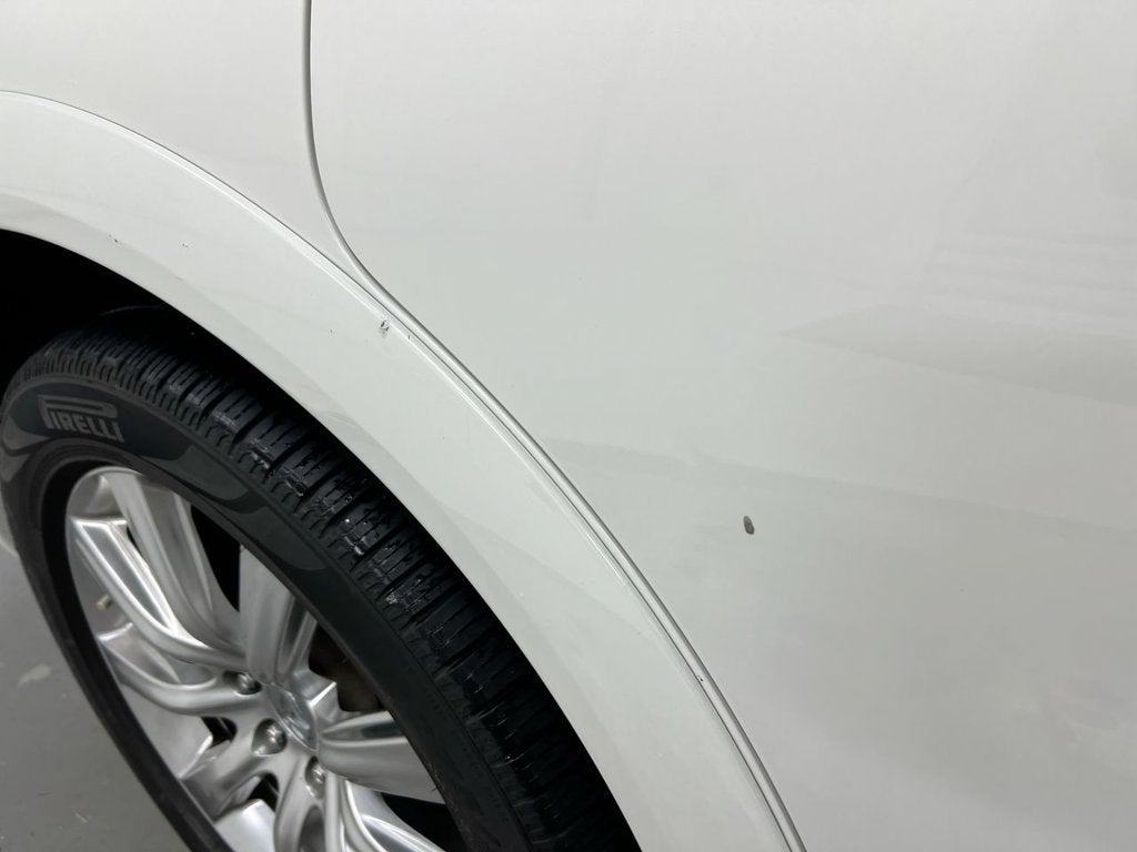 2011 INFINITI QX56 7-passenger