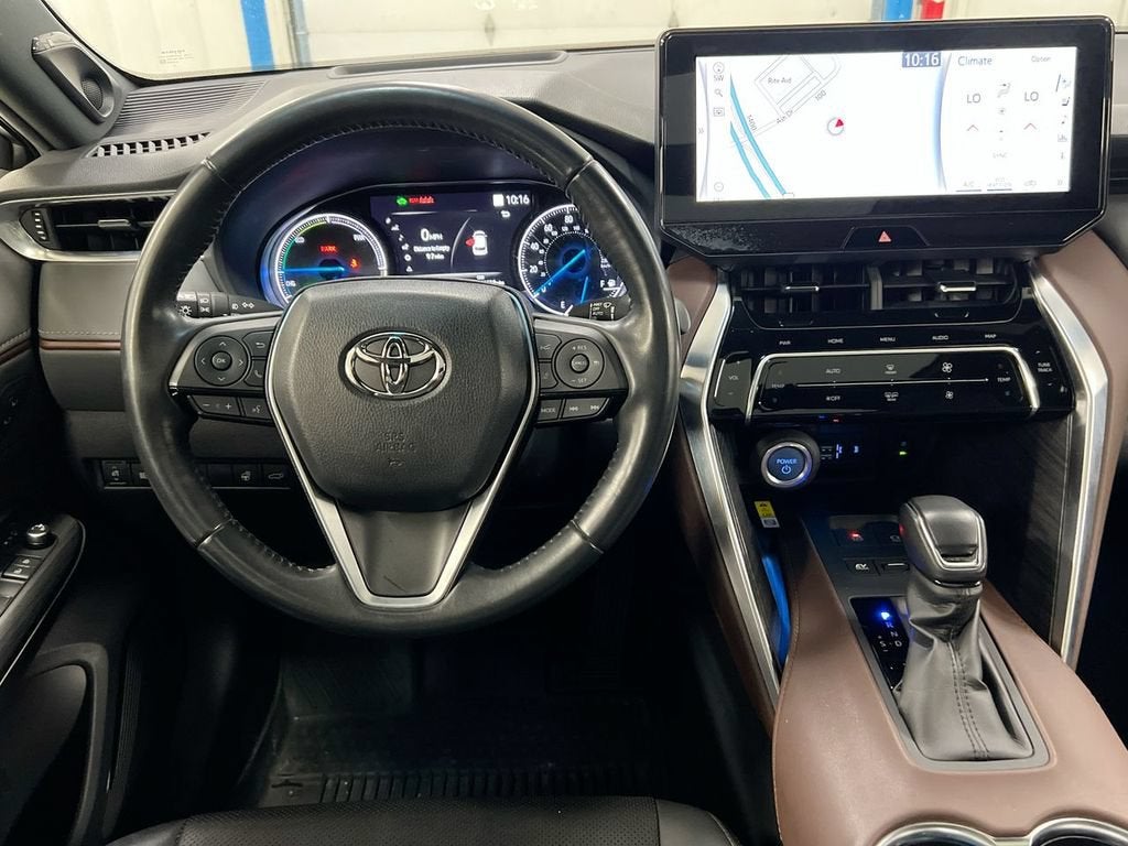 2022 Toyota Venza LE