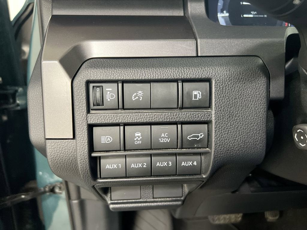 2025 Toyota 4Runner Hybrid TRD Off Road