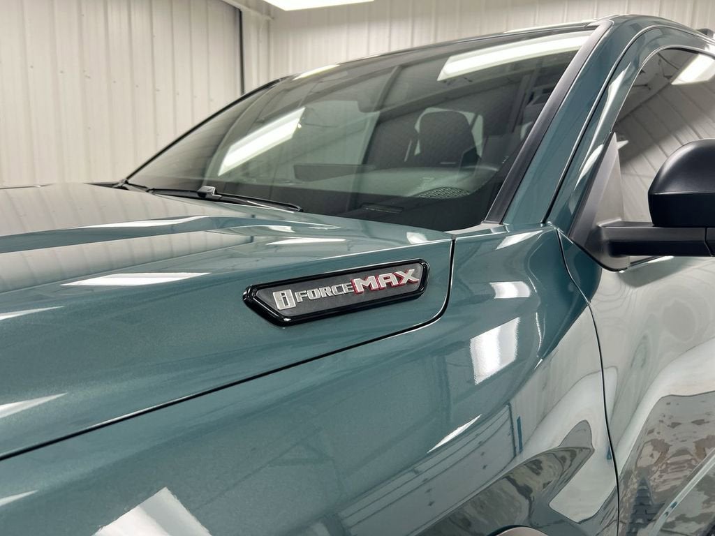 2025 Toyota 4Runner Hybrid TRD Off Road
