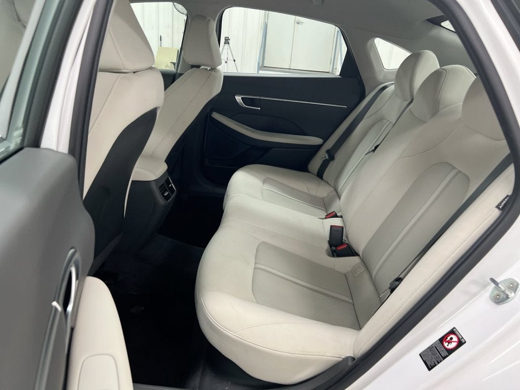 2022 Hyundai Sonata Hybrid Blue