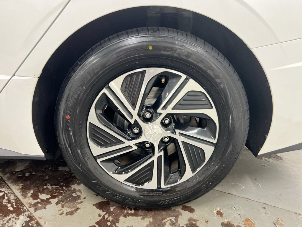 2022 Hyundai Sonata Hybrid Blue