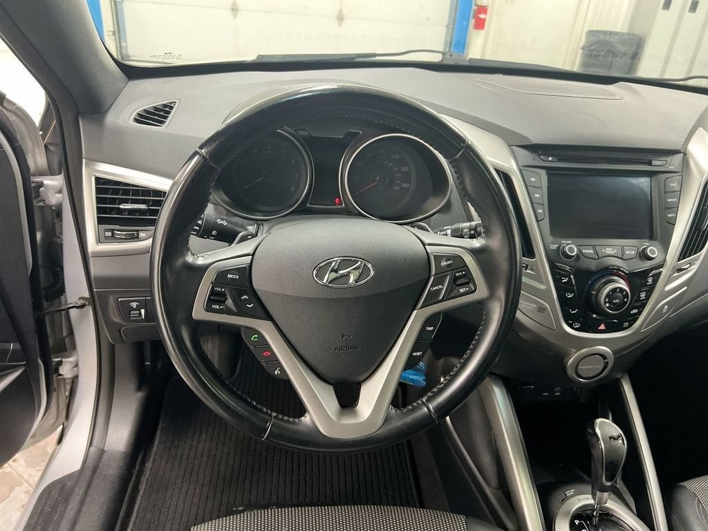 2016 Hyundai Veloster 3dr Cpe Auto