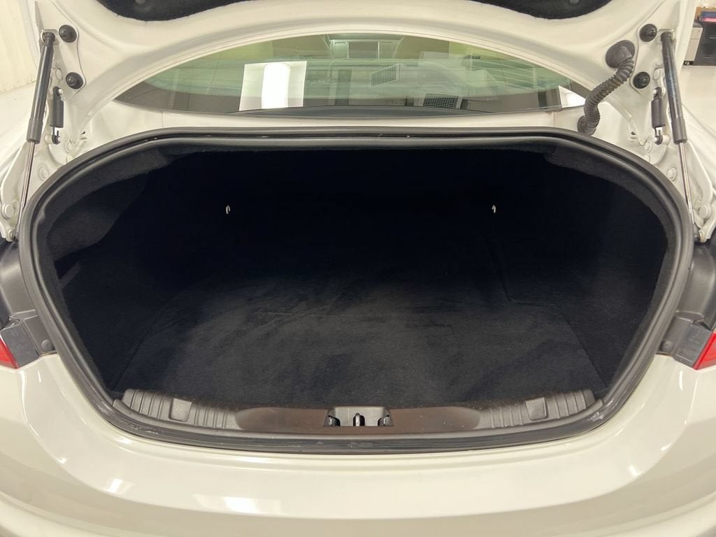 2012 Jaguar XF 4dr Sdn