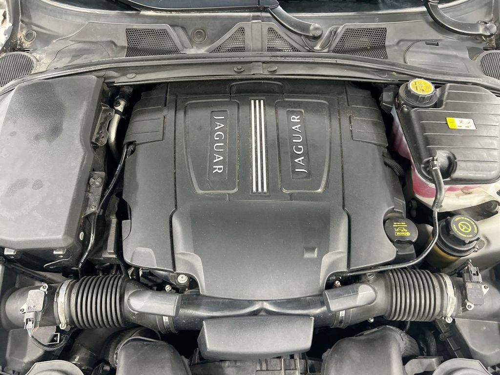 2012 Jaguar XF 4dr Sdn