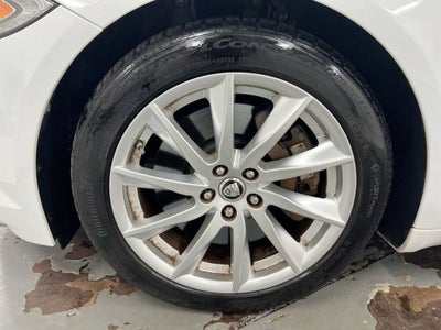 2012 Jaguar XF 4dr Sdn