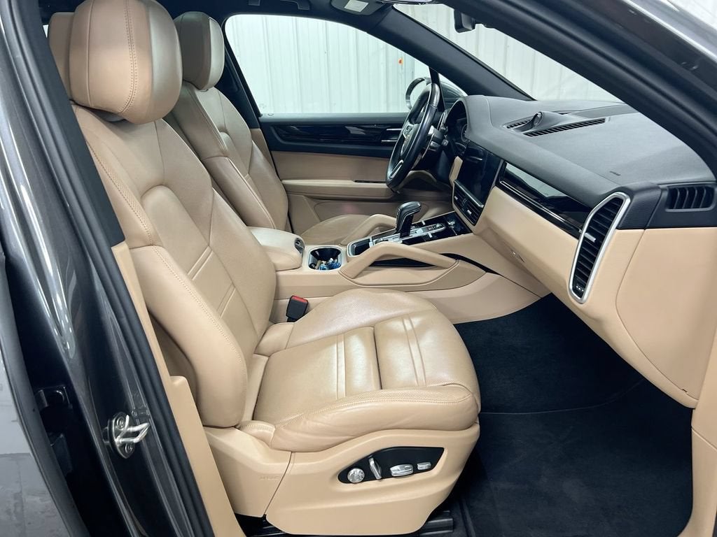 2020 Porsche Cayenne S