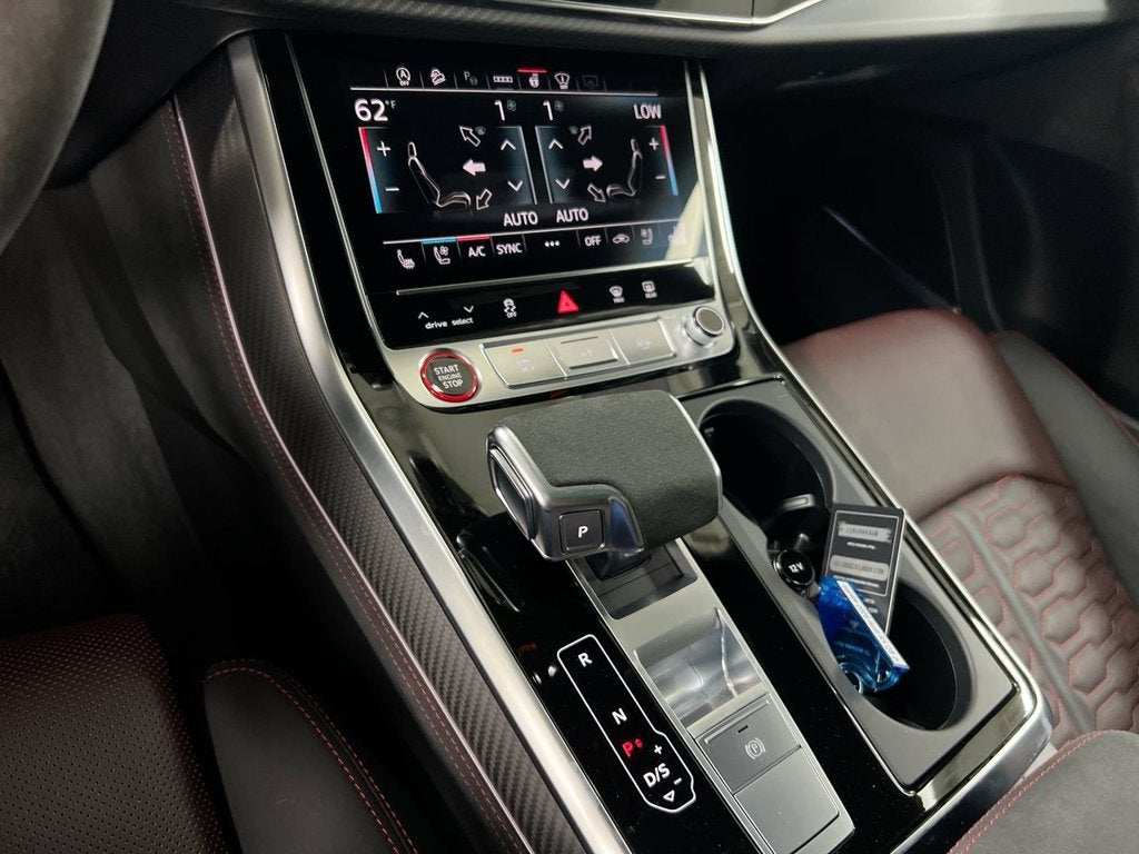 2026 Audi RS Q8 performance