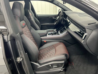 2026 Audi RS Q8 performance