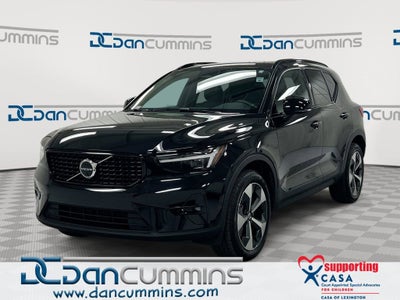 2024 Volvo XC40 Plus Dark Theme