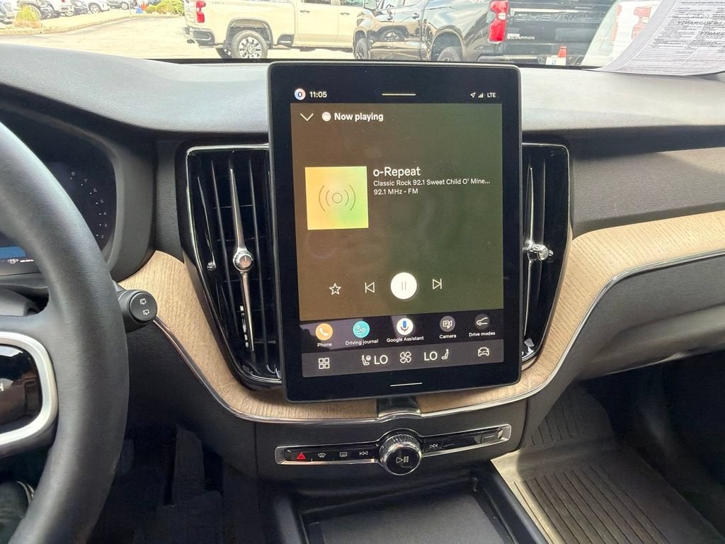 2026 Volvo XC60 Plus
