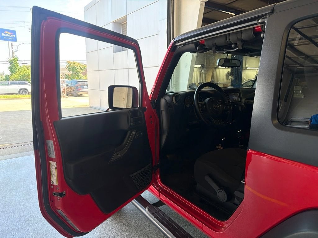 2017 Jeep Wrangler Willys Wheeler