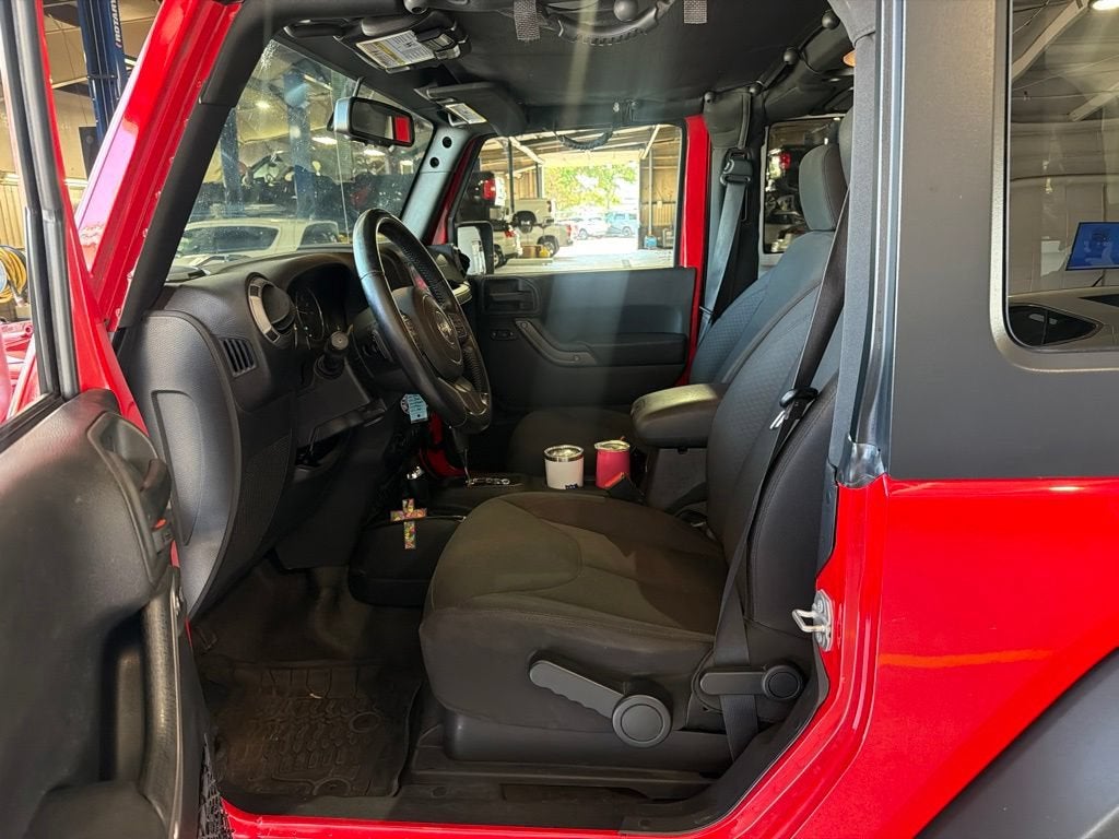 2017 Jeep Wrangler Willys Wheeler