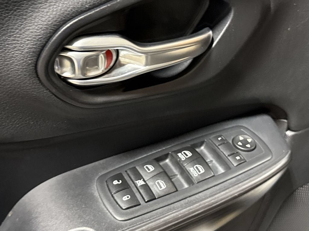 2017 Jeep Cherokee 75th Anniversary Edition