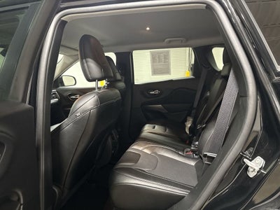 2022 Jeep Cherokee Latitude Lux