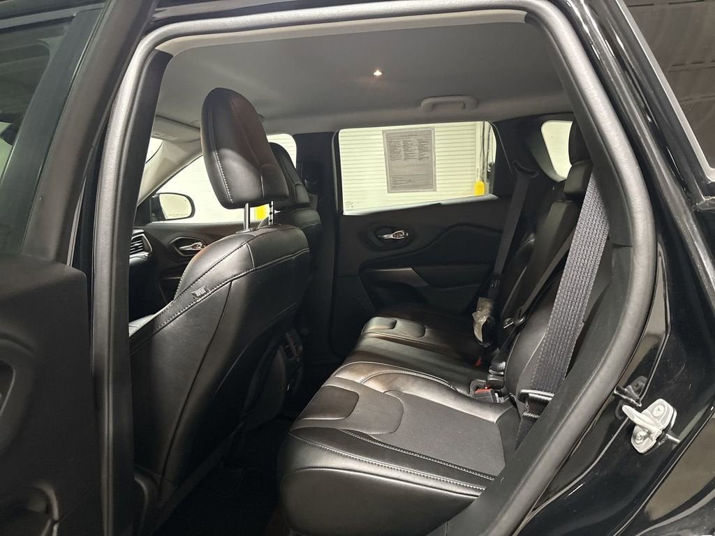 2022 Jeep Cherokee Latitude Lux