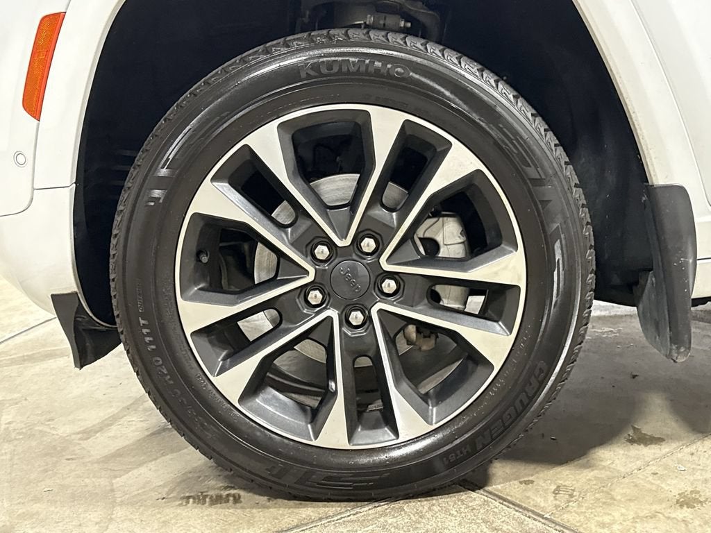 2022 Jeep Grand Cherokee Overland