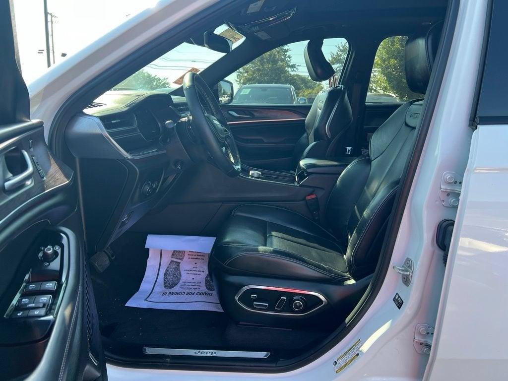 2022 Jeep Grand Cherokee Overland