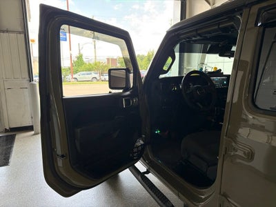 2025 Jeep Wrangler 4xe Willys