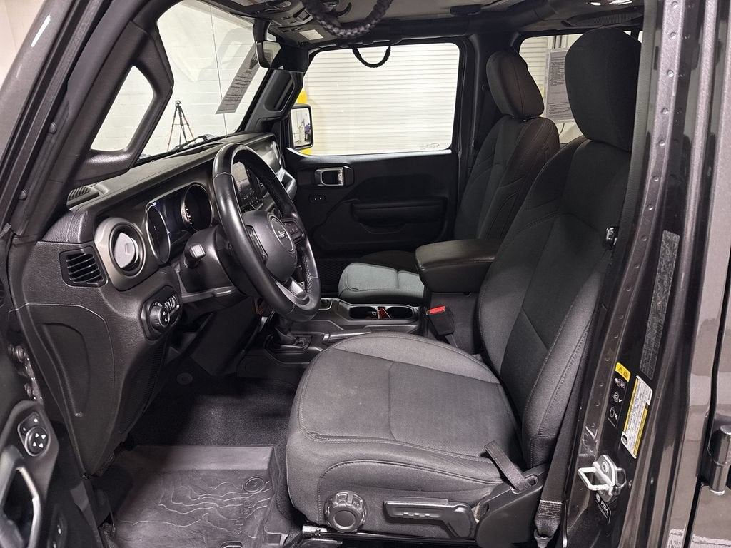 2021 Jeep Gladiator Willys