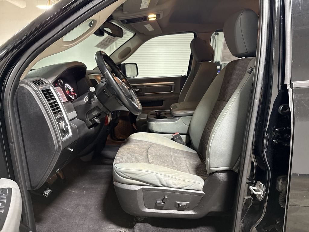 2013 RAM 1500 SLT