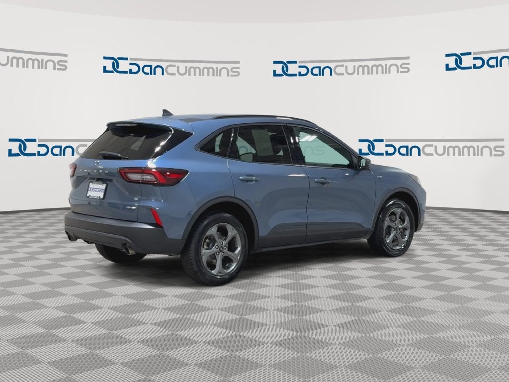 2025 Ford Escape ST-Line Select