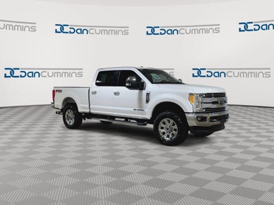 2017 Ford Super Duty F-250 SRW Lariat