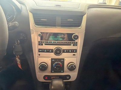 2011 Chevrolet Malibu LT w/1LT