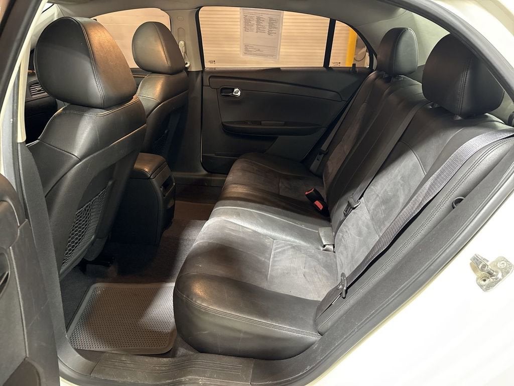 2011 Chevrolet Malibu LT w/2LT