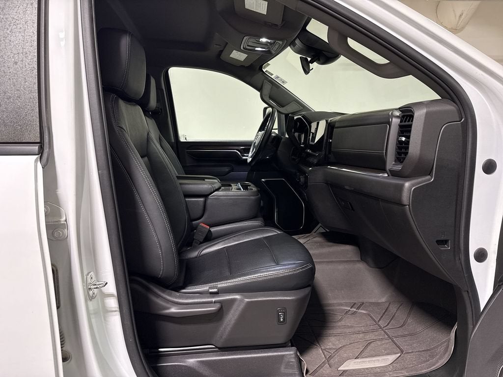 2024 Chevrolet Silverado 3500 HD Chassis Cab LT