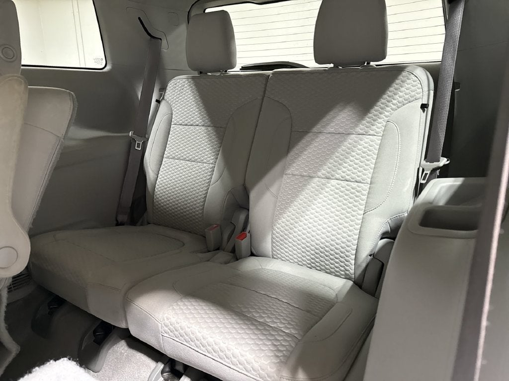 2017 GMC Acadia SLE