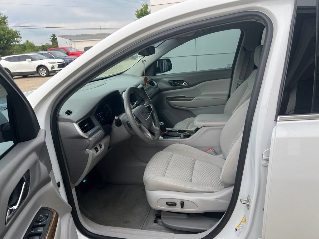 2017 GMC Acadia SLE
