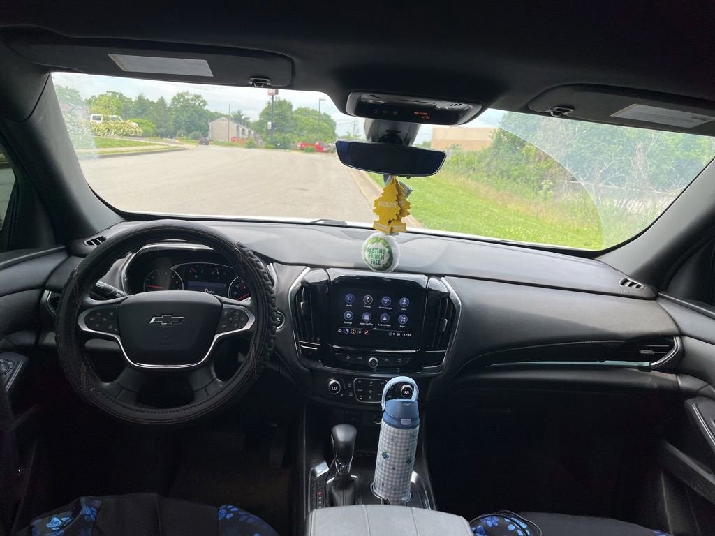 2023 Chevrolet Traverse LT Leather