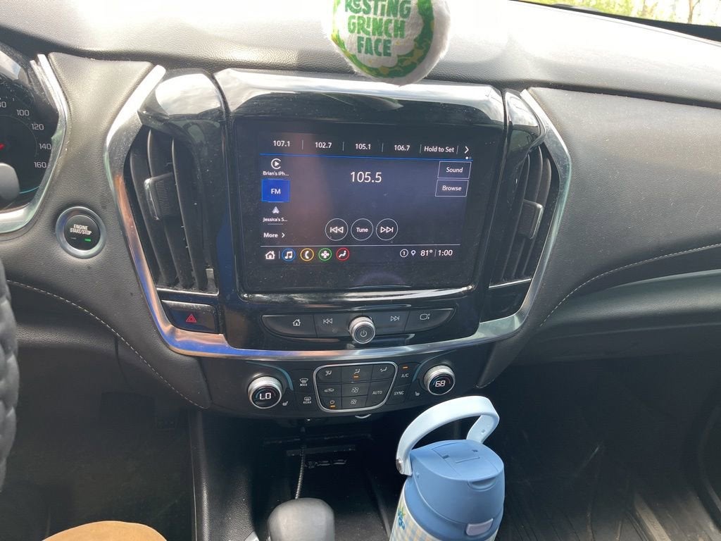 2023 Chevrolet Traverse LT Leather