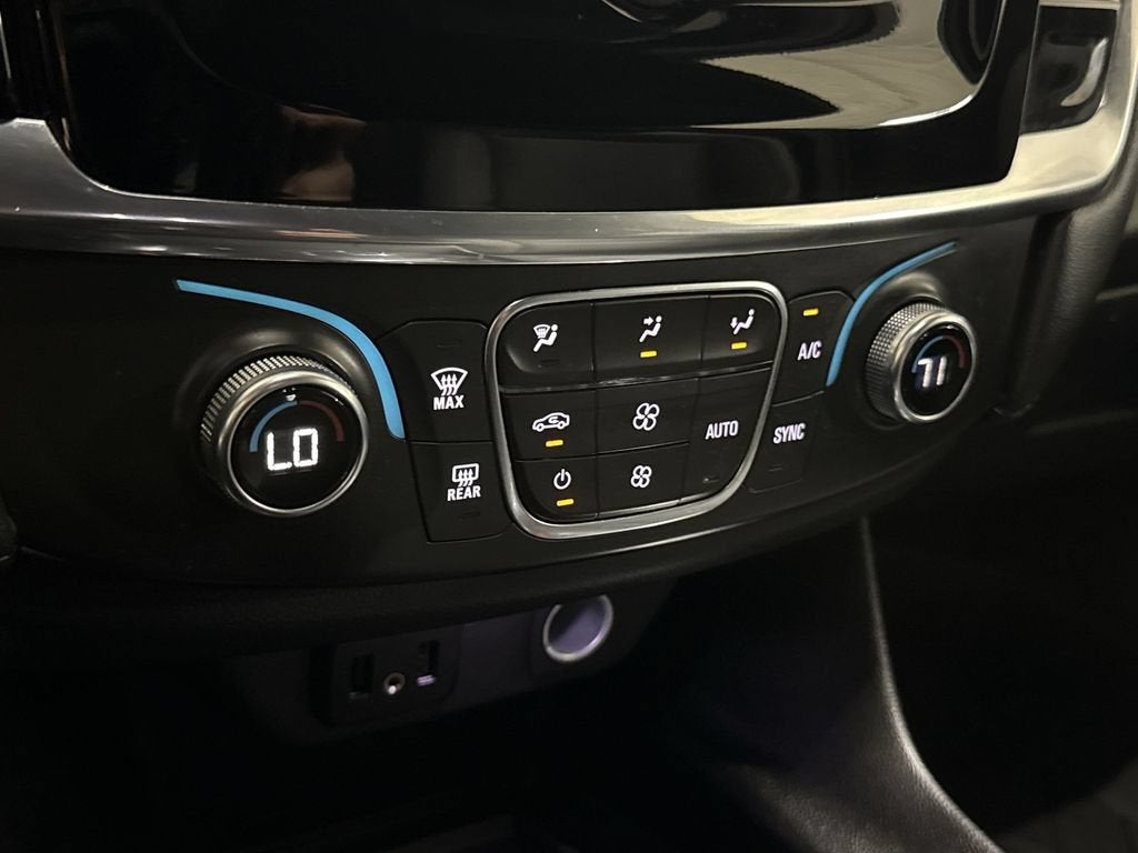 2023 Chevrolet Traverse 2FL