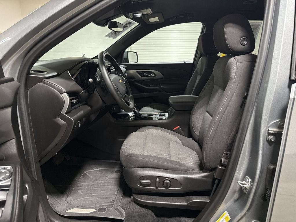 2023 Chevrolet Traverse 2FL