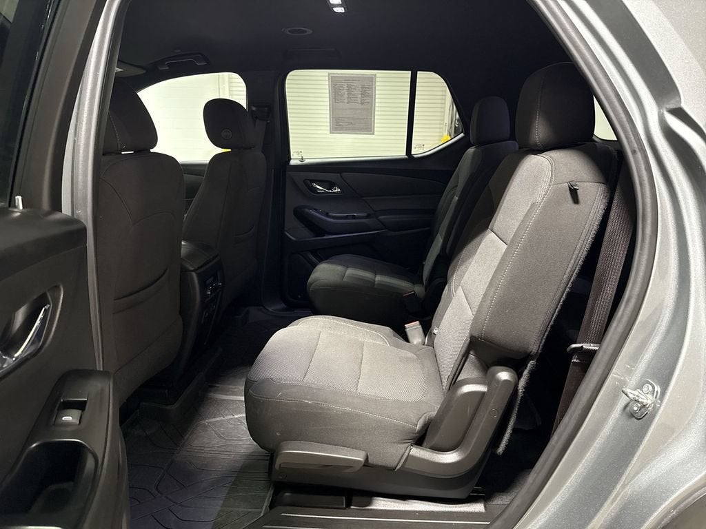 2023 Chevrolet Traverse 2FL
