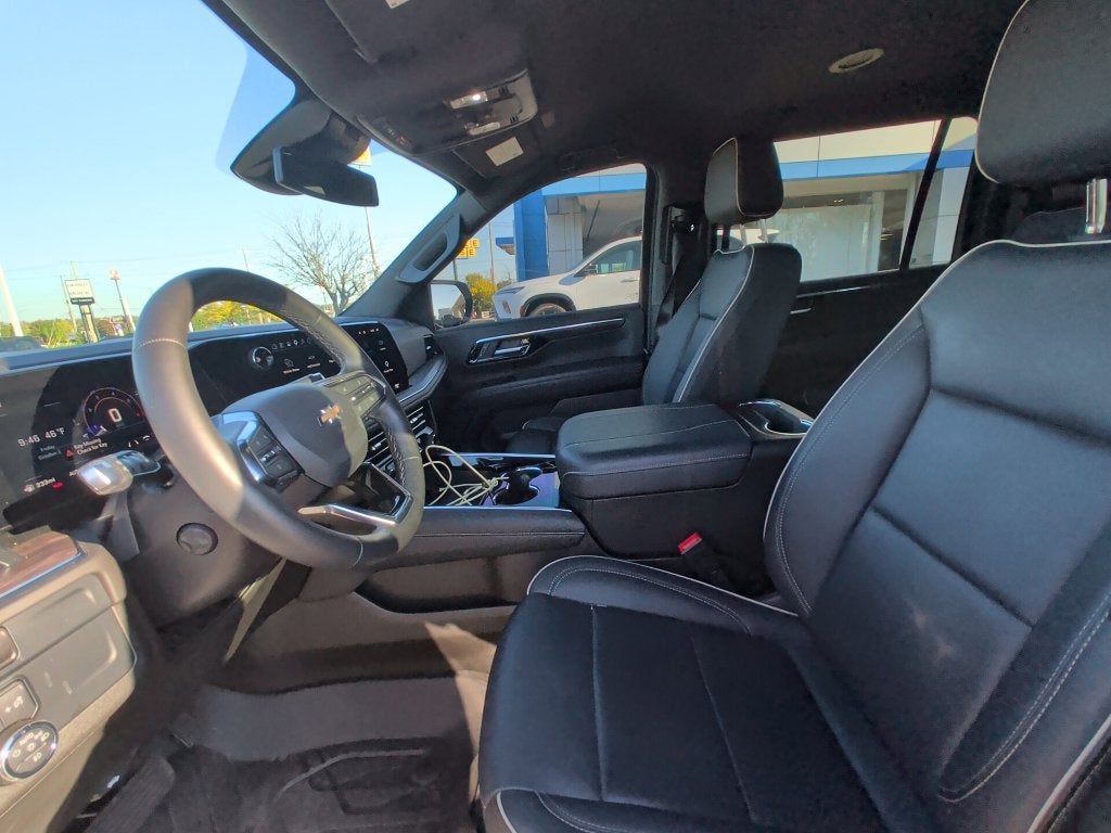 2025 Chevrolet Suburban Premier
