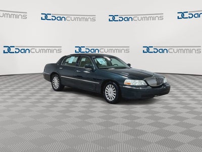 2003 Lincoln Town Car Signature