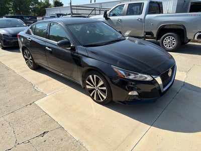 2022 Nissan Altima 2.5 Platinum