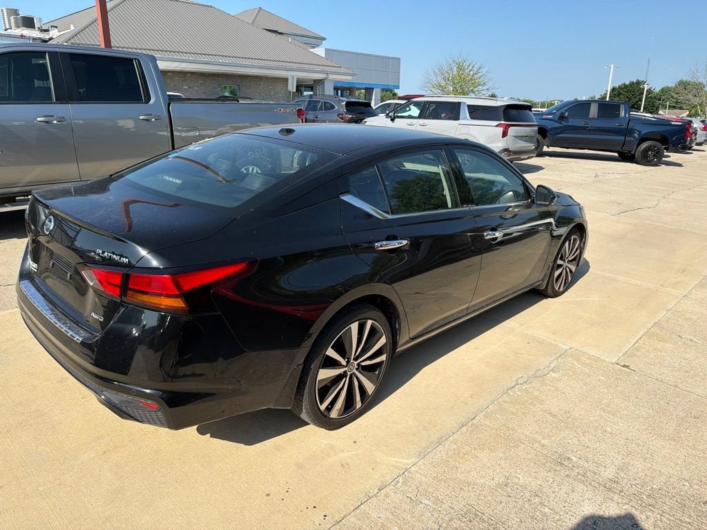2022 Nissan Altima 2.5 Platinum