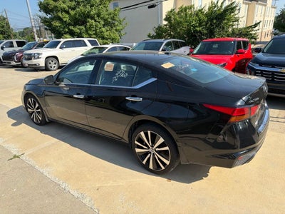 2022 Nissan Altima 2.5 Platinum