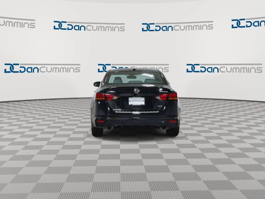 2022 Nissan Altima 2.5 Platinum