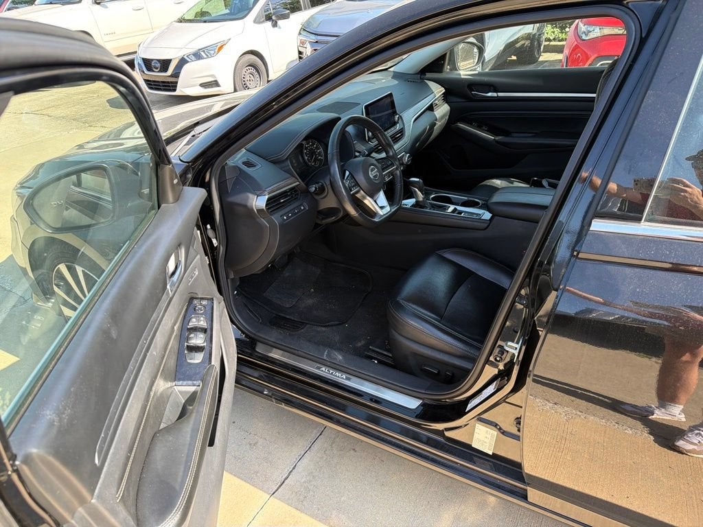 2022 Nissan Altima 2.5 Platinum